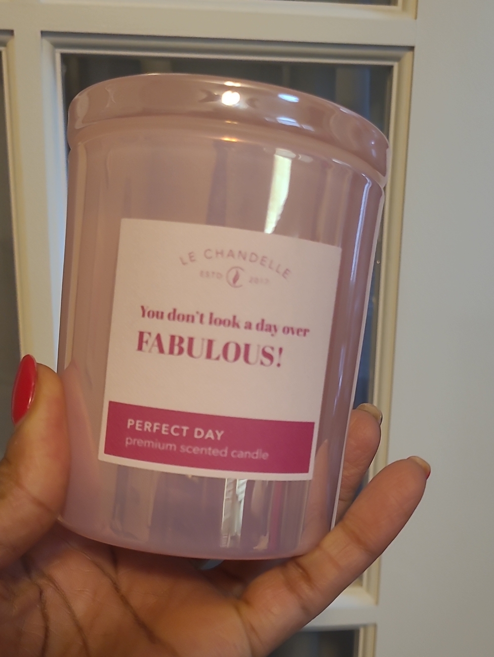 LE  CHANDELLE - Perfect Day Scented Candle - 10oz